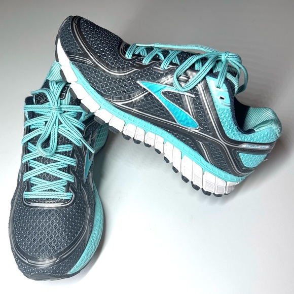 Brooks Women's GTS 16 Athletic Running Shoes Size- 8 M - Picture 6 of 10